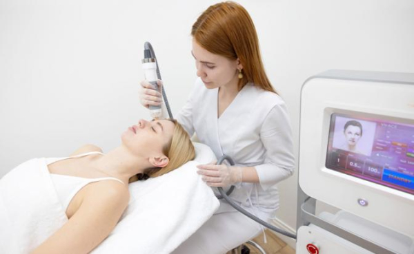 Микроигольчатый RF-лифтинг Vivace — что это за процедура? Микроигольчатый RF-лифтинг Vivace — что это за процедура?